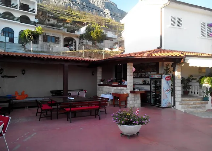 Bed and breakfast Ljetni San 3*