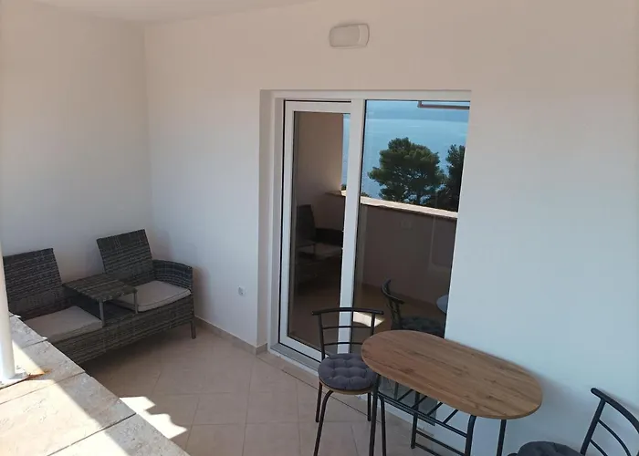 Ljetni San 3*