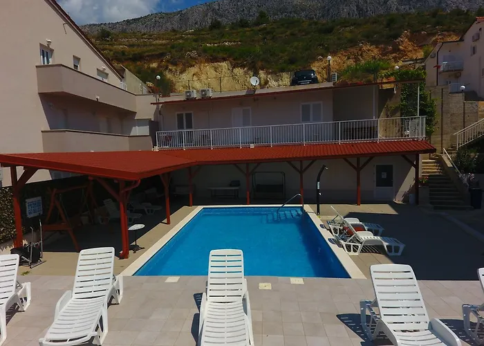 Bed and breakfast Ljetni San 3*