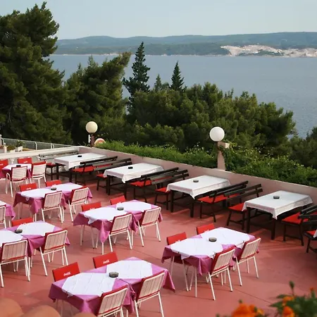 Ljetni San Omis