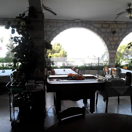 Ljetni San Bed & Breakfast Omiš
