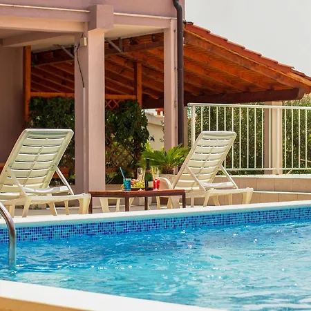Ljetni San Bed & Breakfast