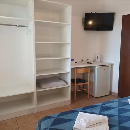 Ljetni San Nocleg ze śniadaniem Omiš